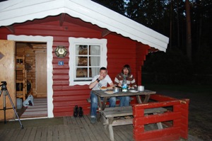 Abendessen am Skogshyltasjön